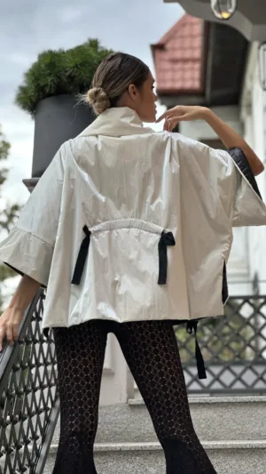 Jacheta tip kimono din fas usor satinat - Diva Pearls