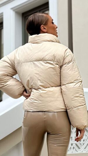 Geaca scurta din fas lucios – Beige Skate 5 Geaca scurta din fas lucios – Beige Skate