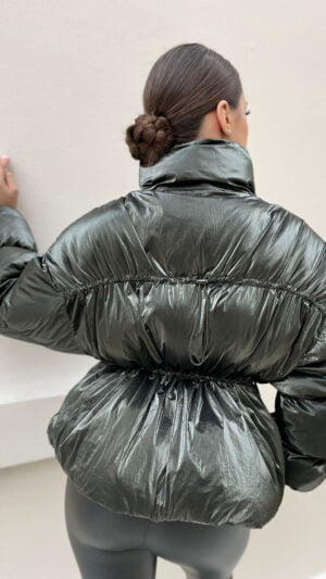 Reduceri Geacă Scurtă Metalic Verde 4 Reduceri Geacă Scurtă Metalic Verde