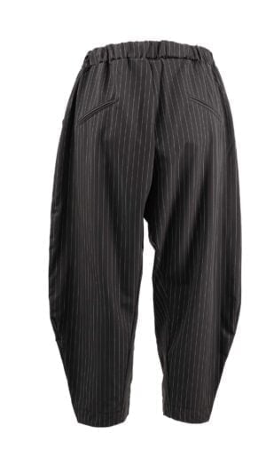 Pantaloni eleganți tip jogger cu dungi subțiri - Stripes